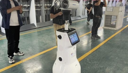 乌镇峰会十年&middot;智与绘①丨从&ldquo;云&rdquo;入手数字化,&ldquo;老&rdquo;字号瞄准高质量承压而上